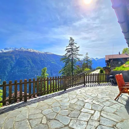 Chouc Per Le Avec Terrasses Et Vue *